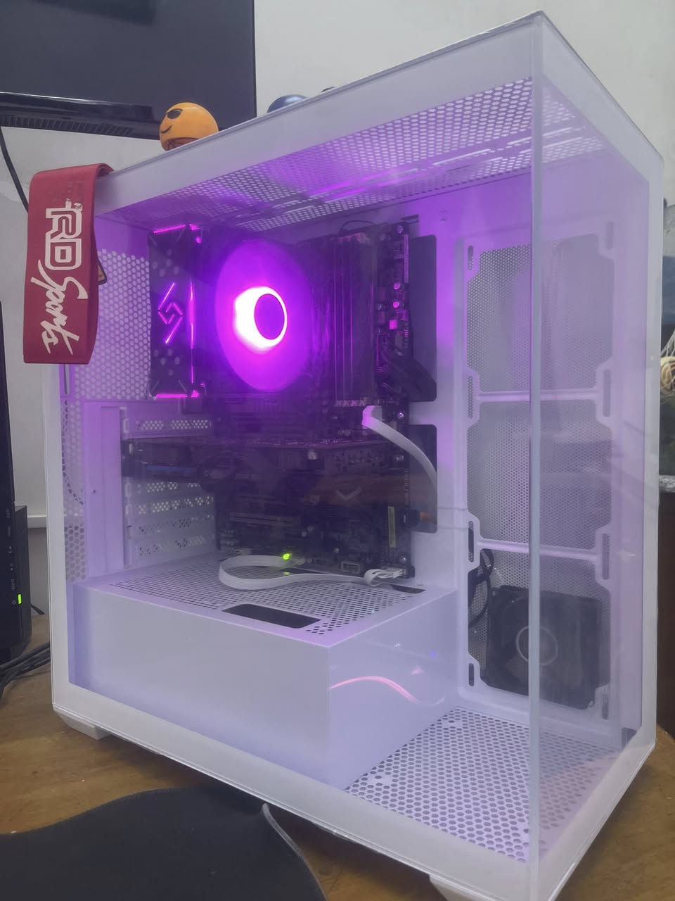 السلام عليكم مراوس بسيارا شعندك نزل
حبايب عندي حاسبة مالت العاب كيمنك و تصميم دراسة و راجات شحن ثنين  

مواصفاتها الحاسبة 

مذر بورد اسوس كيمنك 

معالج Amd

هارد واحد تيرا 

رامات ١٦ 

كارت شاشة ٩٧٠ ti شرط بعده بل لايلون 

كيس sama بعده جديد الترا جام 

مبرد غازي 

كيببور و موس كيمنك ميكانيكي 

موس باد الحجم الجبير 

شاشة الجي 

يوب اس وياه 

 

الدراجات 

وحدة حمرة موديل ٢٤ بريكات جدد دبلات جدد تايرات جدد نقص سكليتر و بطاريات 

والثانية موديل ٢٢ كاملة بطاريات نص عمر دبلات جدد تايرات جدد سكليتر جديد دشبول جديد بس الواير الي فايت للبطاريات يلعب 

مكاني بغداد حي الجهاد 

رقمي ***********
