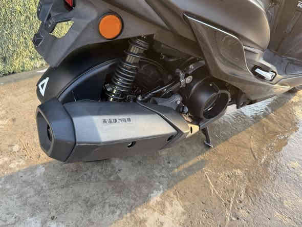 ‏دراجة سوس جيب الخامس للبيع بغداد  مقفولة.               
‭٠٧٧٣ ٥٦٣ ٥٠٧٠‬
