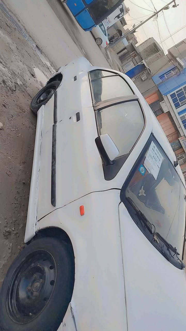 السلام عليكم سمند 2010
كير ومكينه خير من الله سنويه ماساقطه بعدله سنه 
رقم لسياره ذيقار السياره بسمي عندي وكاله اني اداورلك 
التايرات نص عمري  السعر 23 وبيها مجال حك جيتك 
مكان السياره بابل اني مامتواجد عل فبس رجائن نتصل عل رقم وبخدمتك ***********
