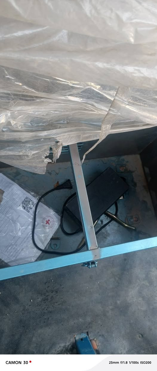 السلام عليكم ستوته شحن موديل 26 اي نقص ما بيها البطاريات الكبار الشعر مليون وربع شراي ينتصر الرقم او واتساب***********
