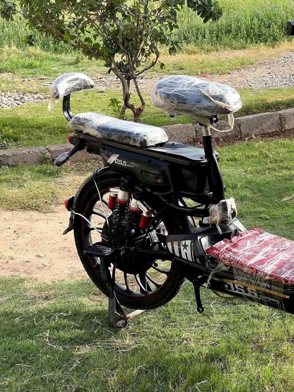 عاده نشر
السلام عليكم
بوسكل شحن لل بيع
5 باتريات بدلت 4 وضل واحد
حجم 22
نضيف
يعوزو ملاحضات.دبل ما يشتقل الجدام 
لل بيع ١٢٥قفل  ملاحضه ابيع فحم***********
