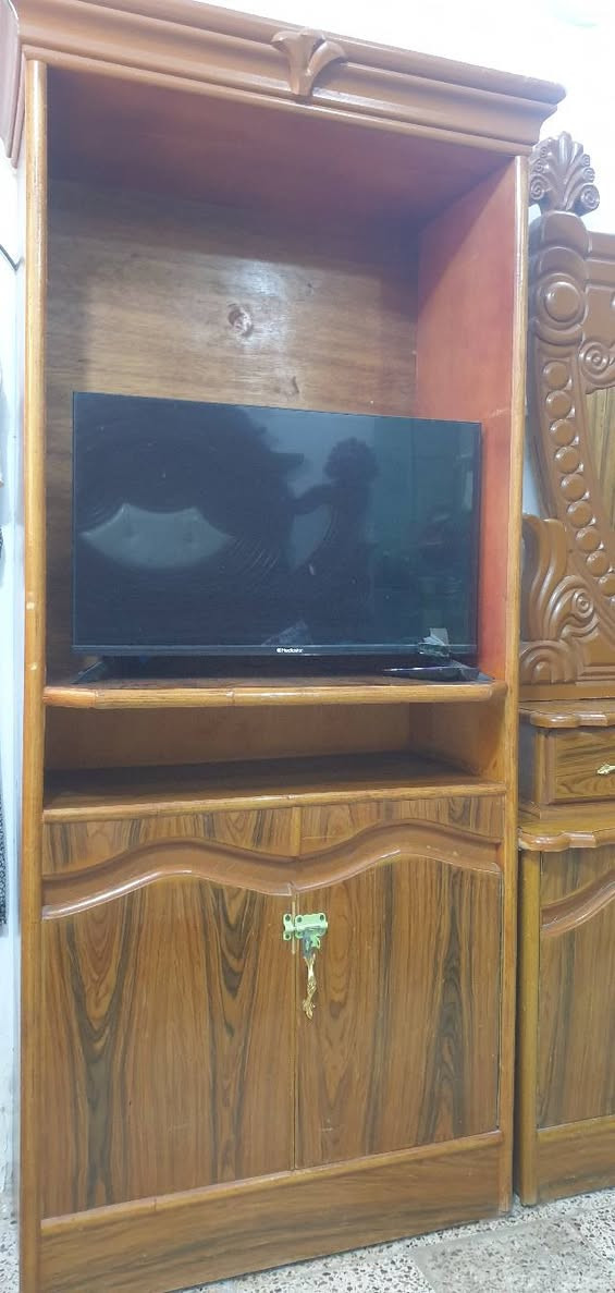 السلام عليكم غرفه للبيع سوكيه بيهه 
سعرهه ٦٠٠الف بيهه مجال مكاني بغداد جكوك 
***********
