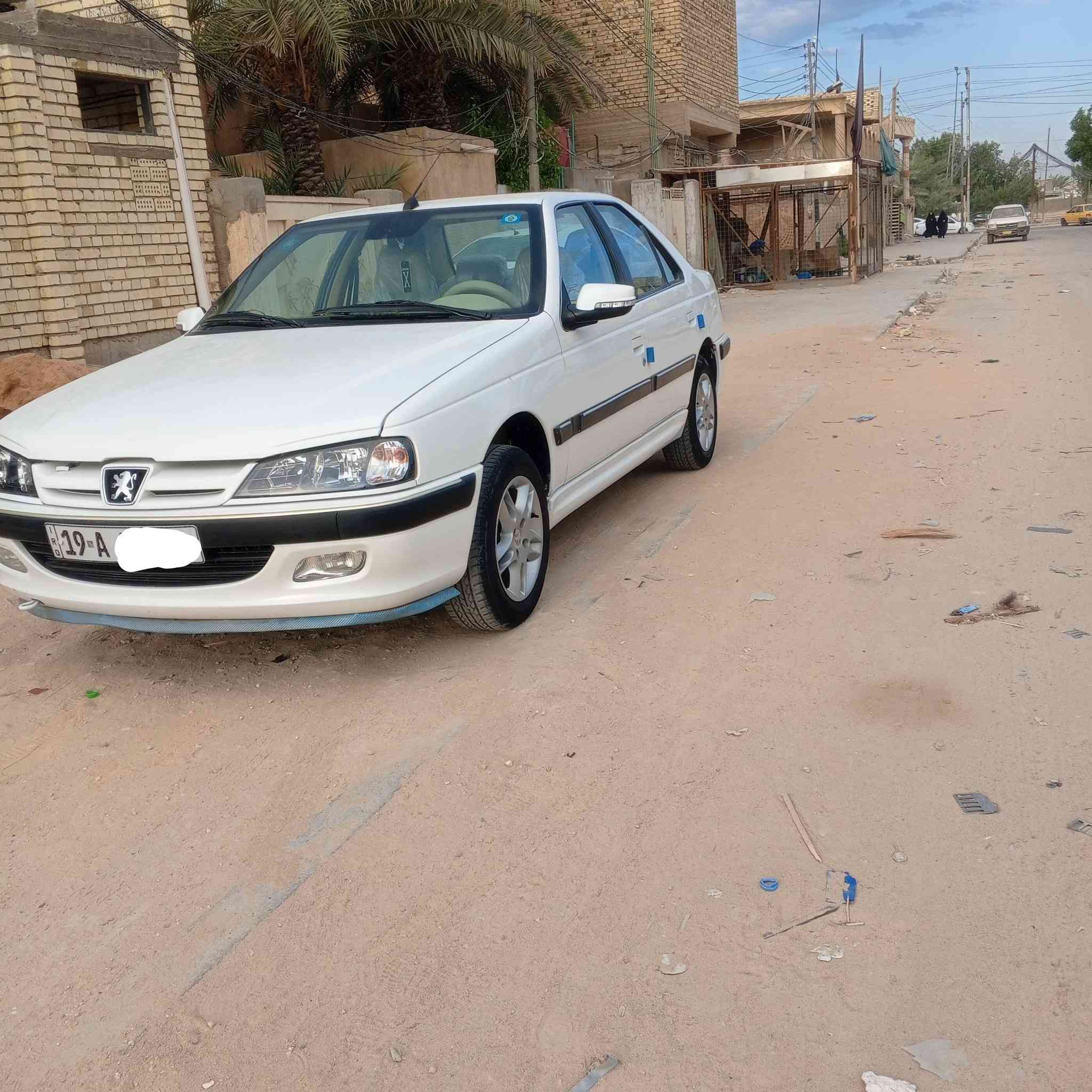 سلام عليكم سيارة بيجو بارص مديل 2024 للبيع

كفالة عامة 

ماشية37الف

بسمي تحويل ثاني يوم

مكاني نجف الاشرف

هزة جديد 2026 

السعر 78وبيها مجال 
***********
