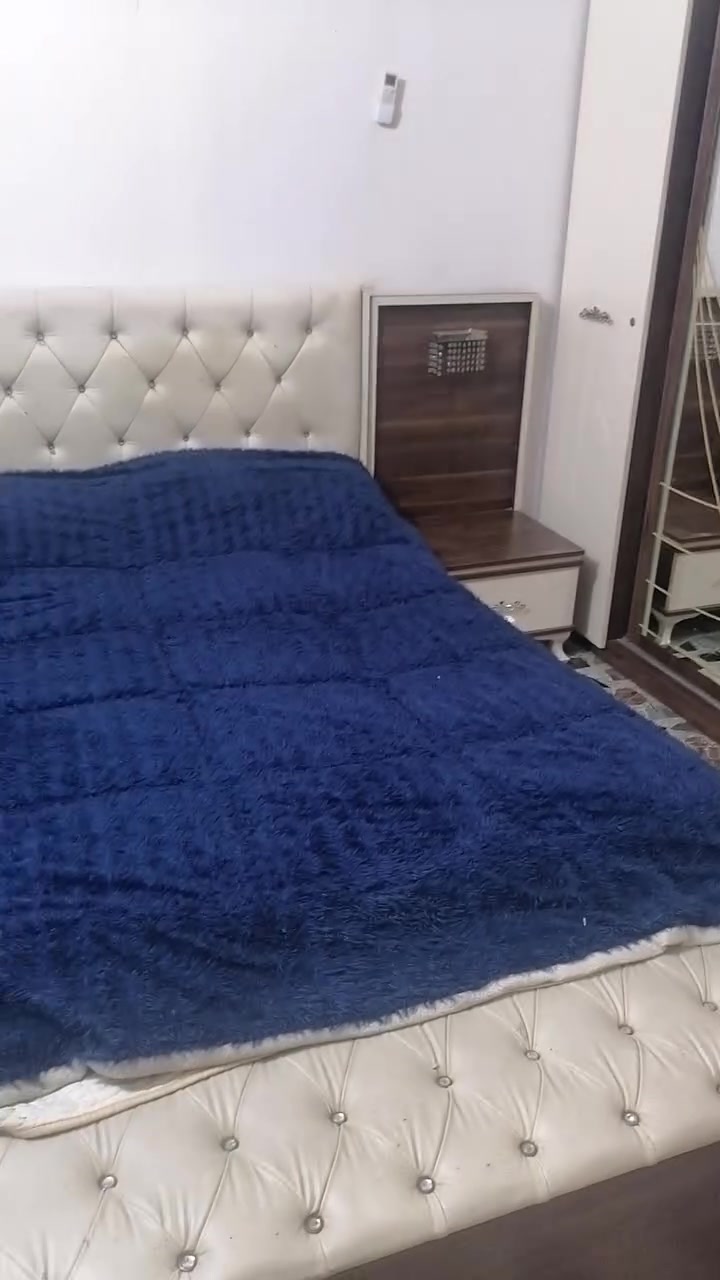 غرفة تركيا للبيع بيها هذا الحرك والجرارات ما يشتغلن لازم واحد يكعدهن عدل والحديدة مال جربايه مكسورة وياه الدوشك ب 400 وبيها مجال


**إذا كنت صاحب هذا الإعلان وتريد حذفه لأي سبب، رجاءا أرسل رسالة إلى الدعم الفني**