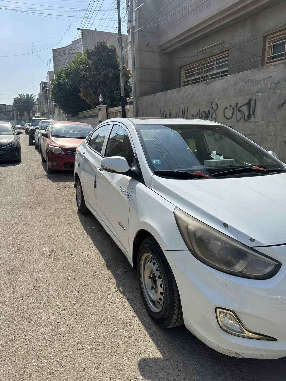 سلام عليكم اكسنت 2016 خليجي محرك1600 كير او محرك امبدلات جدد السياره كامله فول موصفات تخم تاير باتري كله جديد ماشيه ١٧٨ السياره بيهة يارد قليل السعر ١٠٥ او بيهه مجال رقمي ***********
