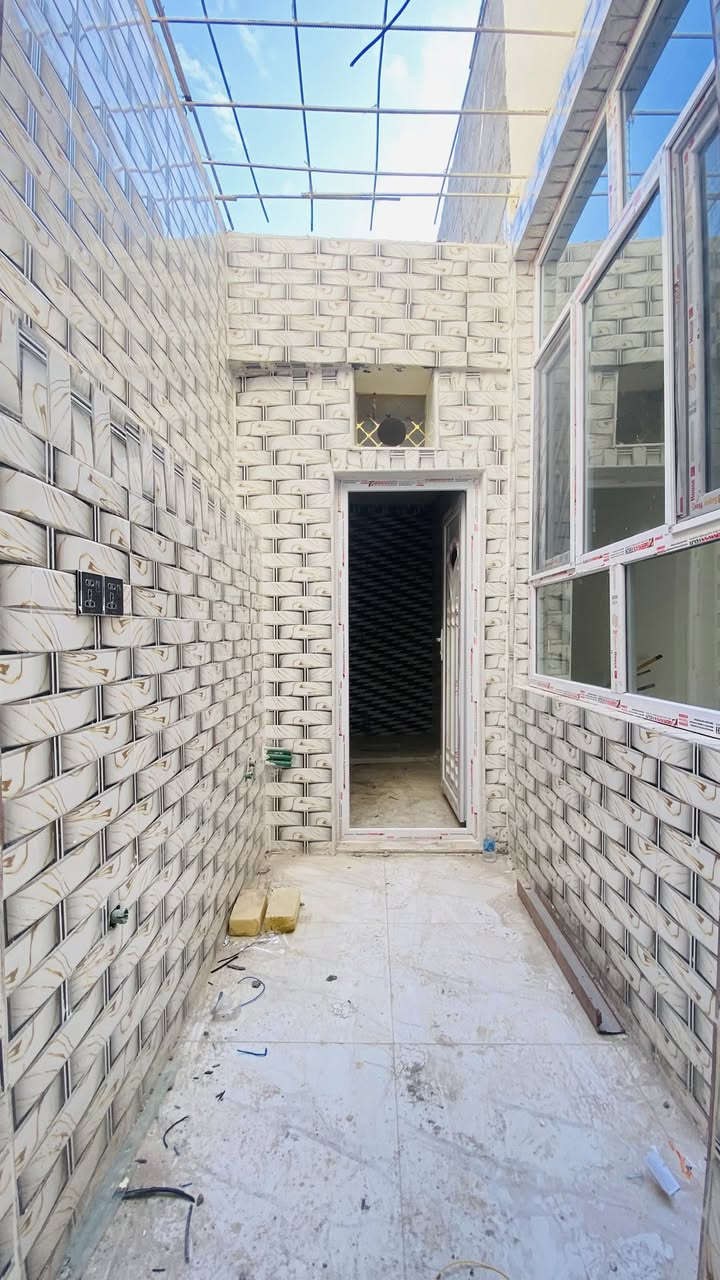 السلام عليكم ورحمة الله وبركاته 

📌 دار طابو زراعي للبيع في النجف
📌 مقابيل ملحق قرية الغدير عمود 325 بالخط الاول 
📌 بناء درجة اولى وجديد وقريب جدا من الشارع العام 
📌 المساحة ٥٠م  طابق واحد
📌 قرار محكمة باسم المشتري لضمان حقه
📌 (تبليط + ماء + كهرباء+ انارة + سوق + مدارس )
📌 السعر 28  مع المجال

للاستفسار ***********

‎ #بغداد #النجف #شراءعبرالانترنت #هاشتاك #مجمعات #زراعي #طابو #الشعبالصينيمالهحل #دار #دارللبيع #مساحة50م  #عروض #بيع #بيوت #عقارت #طابو #اكسبلور #بيت_زراعي #بيت_مناسب #بيت_50متر
