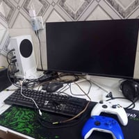 اكس بوكس سريس شاشه 144 هرتز يوبي اس 850 واط جوستكات 2 اصليات مبرد سريس...