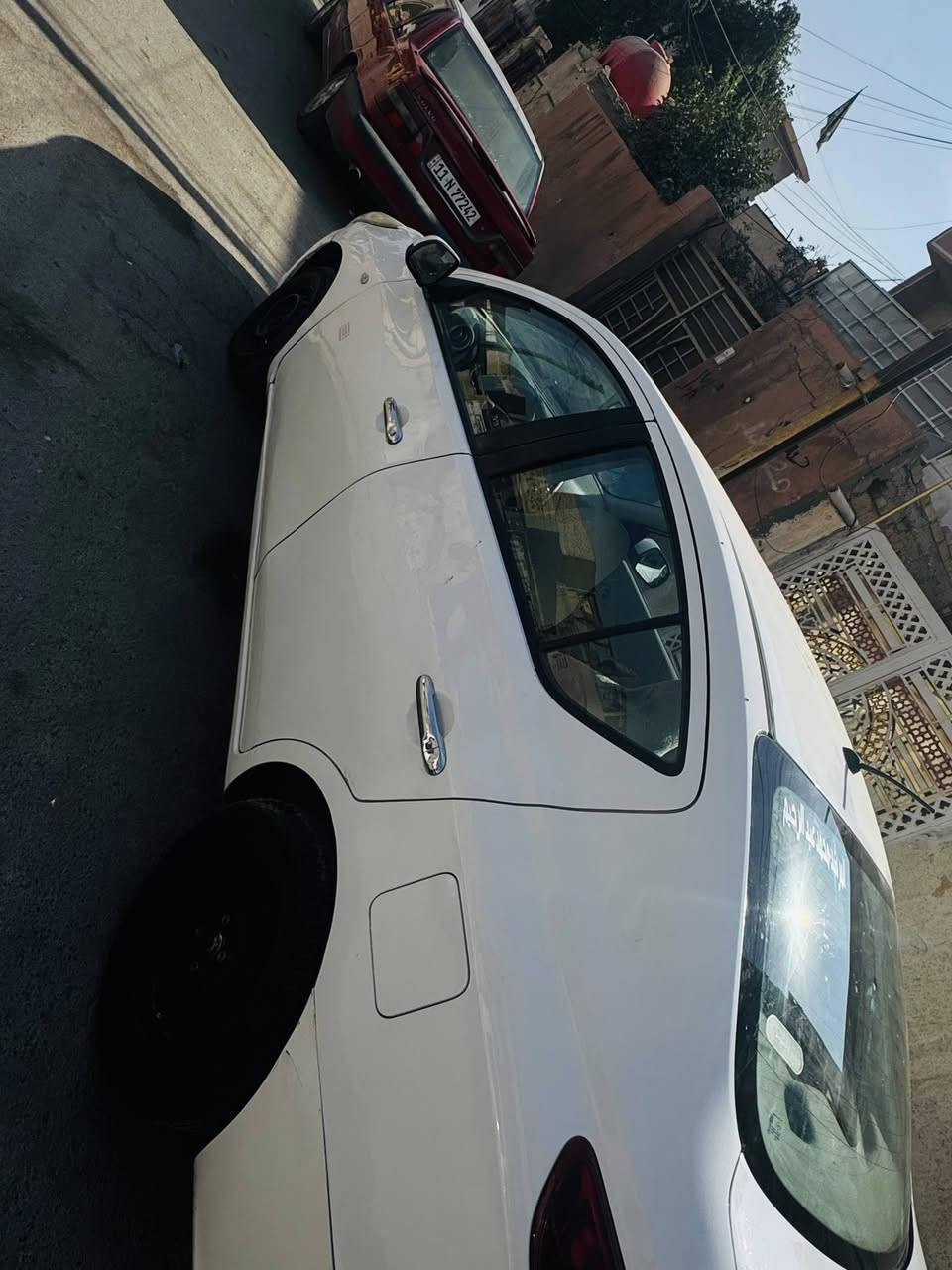 سلام عليكم نيسان سني ٢٠٢٠ 
سياره خير من الله كير ومحرك مكفولات 
سونار مرفق ب صور 
++شبر بنيد بيها بارد 
تم إعاده النشر 
هذيج فتره نشرتها بس امتحانات ومسحت منشور
مكان السياره بغداد الحسينيه 
رايدها ب١٠٥ وبيها مجال ***********
