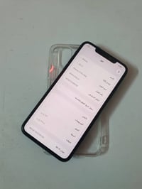 ايفون 11برو ماكس امبدل فقط شاشه اصليه الجهاز نظيف الذاكره 256 البطاريه...