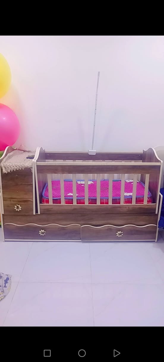 سرير مع ملحق
للبيع


**إذا كنت صاحب هذا الإعلان وتريد حذفه لأي سبب، رجاءا أرسل رسالة إلى الدعم الفني**