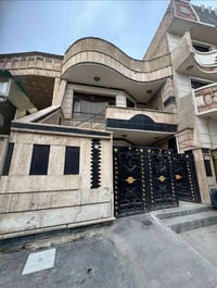 عقار للبيع  دار + مشتمل للبيع  المساحة : 114  النزال :19  واجه : 6 مقا...