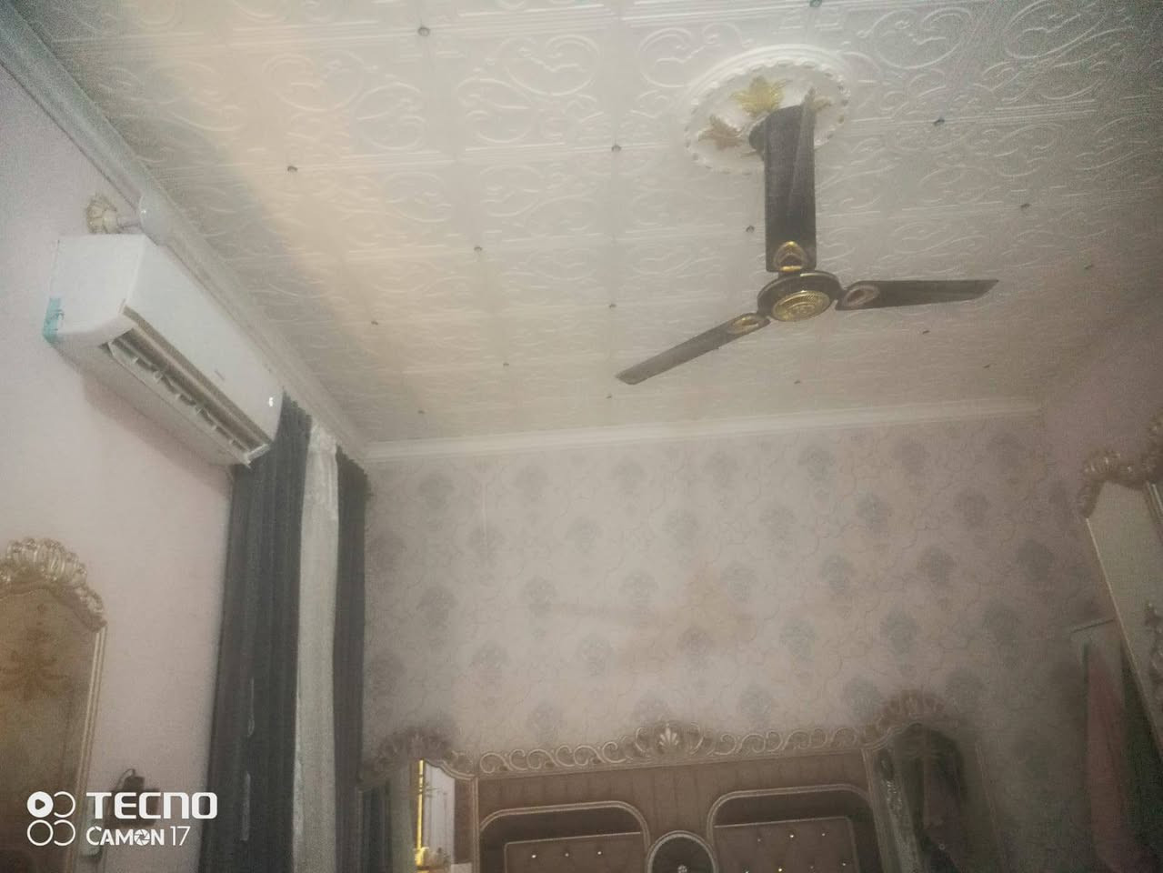 بيت للبيع مساحه ٢٠٦متر ٣غرف وصاله ومطبخ ومناور٢ واستقبال كامل مكمل صطح شتايگر مجاري  كامل مكمل اسعر ٦٢وبي مجال اتصل على رقم وبيك خير وتدلل***********
