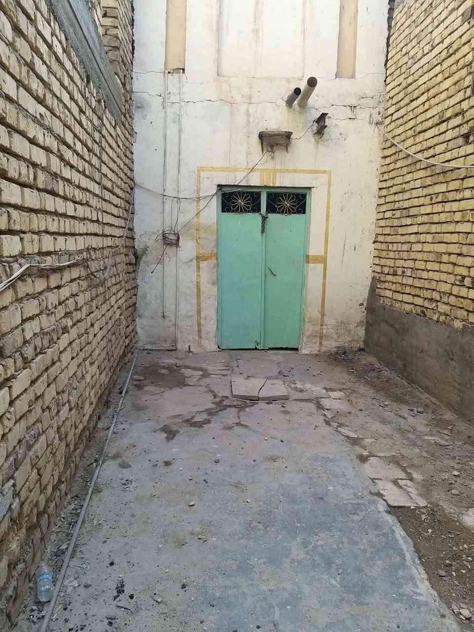 بيت للبيع مساحته 149 بالطابو يقع في منطقة الشرقيه قرب شارع السديناويه  للاتصال بالرقم ***********السعر المطلوب 85 مليون
