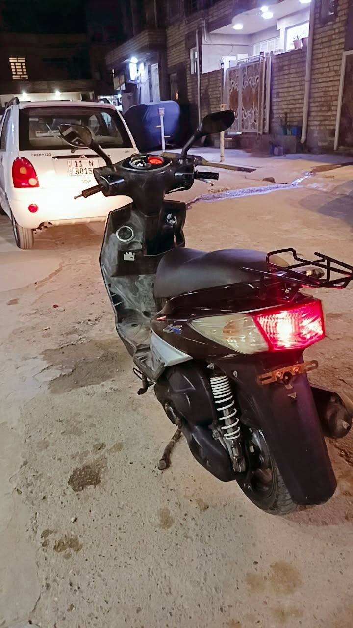 سلام عليكم سكنس فحل كابريتر علة ايدي كلها ختم واحد بلادية مابيهة اي نقص كهربائيات كلها شغالة وبلاديات السعر.(800).وبيها مجال بصيط جدا مكاني بغداد.***********.
