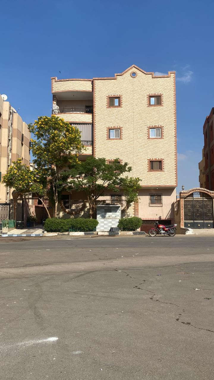 المنطقه السابعه الجديده امام كليه تربيه عام دور رابع امامى تشطيب الترا سوبر لوكس مساحه ١٦٥ متر مطلوب 2 مليون 150 للتواصل واتس 01070189185
#شركةـالفجر .
تواصل  02892826 010
تواصل  96613414 010


**إذا كنت صاحب هذا الإعلان وتريد حذفه لأي سبب، رجاءا أرسل رسالة إلى الدعم الفني**