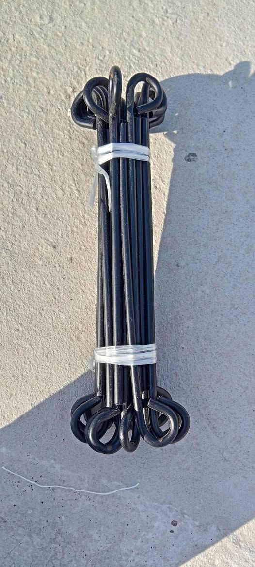 السلام عليكم 
خيمة للبيع
بعدها بالغلاف هسة فتحتها
مكونة من قطعتين 
وكل غراضها كاملة.. 
السعر 350
للتفاصيل
 ***********
