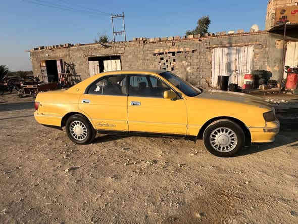 السلام عليكم
بطه منفصل موديل ٢٠٠٠
رقم بصره سنويه نافذة بدايه ٢٠٢٥ 
تريد تحويل تريد وكاله 
سياره كير ومكينه ٢٥٠٠ جديده 
حداده جديده 
تخم تاير جديد 
السياره جاهزه كبل للشارع 
كفاله من الضربه القويه والكص والنقل جثه والعيب الشرعي 
السعر ٣٢ وبيه مجال للشراي 
مكاني ناصريه قلعه سكر 
*********** اتصال + واتساب
