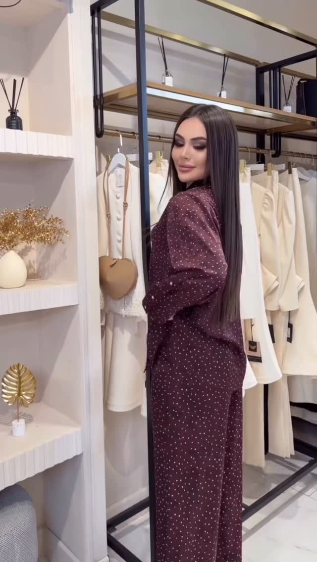 ب29 ألف 🤯 سعر وجوده بس يمنة 🩷

طقم نسائي كواليتي عالية جداً راقي بتصميم عصري وأنيق يناسب الجميع الأذواق

القياسات ( 38-40-42-44 )
الخامة كريب باربي جداً راقي ومضمون الفحص قبل الدفع 👉

كلفة التوصيل 5 ألف لكل محافظات العراق
للحجز يرجى إرسال العنوان والرقم والقياس ثاني يوم يوصلك .


**إذا كنت صاحب هذا الإعلان وتريد حذفه لأي سبب، رجاءا أرسل رسالة إلى الدعم الفني**