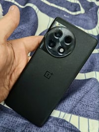 ون بلس ١١ • مايشتغل • بغداد