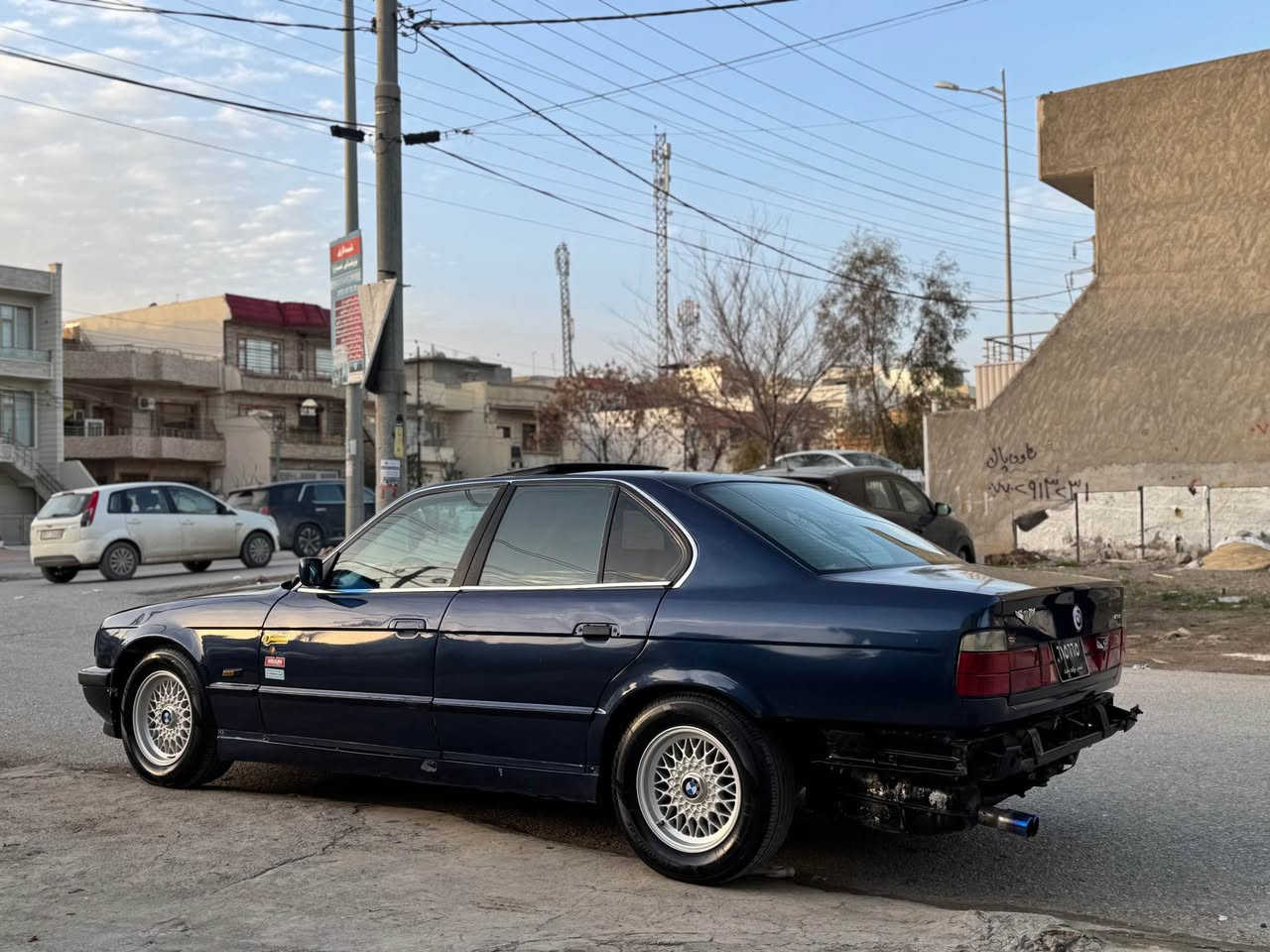 bmw 1994 525ai
مه‌كینه‌ ٥٢٥ ی دیجیتاڵ تۆماتیك
گێڕیZf|سڵایت|مۆدی به‌فر|مۆدی سپۆرت/تراكشنAcs|ناوفۆڕمیكا/كوشن جڵد/كوشن هیته‌ر|ده‌بڵ چه‌كمه‌جه‌/ده‌بڵ ئێرباگ/په‌رده‌/Abs|٤جام كاره‌با
به‌شه‌رتی گێڕو مه‌كینه‌و ئه‌كسل و كاره‌بایات مه‌سره‌فیم كردوه‌ گه‌رمی مه‌زبووته‌ 
ته‌نها سه‌یاره‌كه‌ موسه‌ 
٣٨ گه‌ڵاو معامه‌له‌ 
ژم:***********
سه‌یاره‌كه‌ له‌ سلێمانیه السليمانية, العراق
