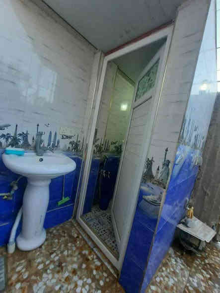 بيت بالكرمين م 100.     مربع. طابقين بنائ حديث.  عالي عن الشارع بيه 2. غرف نوم.   السعر. 120 اوبيه مجال.  مصور البيت تعلا ساحه وره مدرسة الاكرمين
اي استتفسار اتصلو بالرقم 
.***********.   من  يرغب بالشراء مراجعة  المكتب بالمهندسين مقابل مجمع الكفيل
 شارع الكوتيه مكتب ابو حازم
🙂✋✋✋👇🏻👇🏻👇🏻👇🏻
ملاحضه✋✋✋ 👌🏼👇🏻الي عنده عقار للبيع  او اجار او مراوس 
او رهن  يتفضل للمكتب او يرسلها ع خاص اوات ساب
