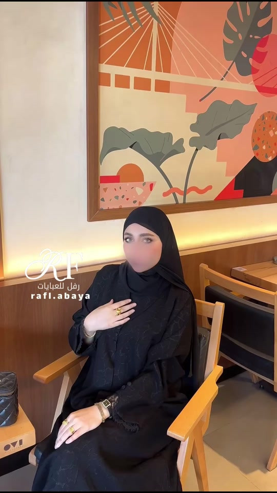 للحجز واتساب *********** عبايه + شيله اماراتي الصنع الخامه جاكار تحتوي على طباقيات طول العبايه متوفره بجميع القياسات  توصيل جميع انحاء العراق  ضمان الفحص بوجود المندوب  #رفل_للعبايات #عبايات #العراق #كربلاء #بشتات_خليجية 
