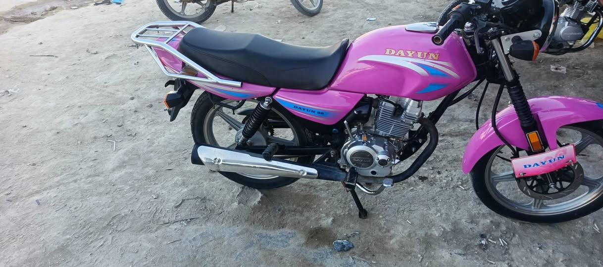 سلام عليكم دراجه دايون عضم البيع كلك مكفوله بليته ورقم شاصي موديل 23/ كربلاء سعر 600/    ***********
