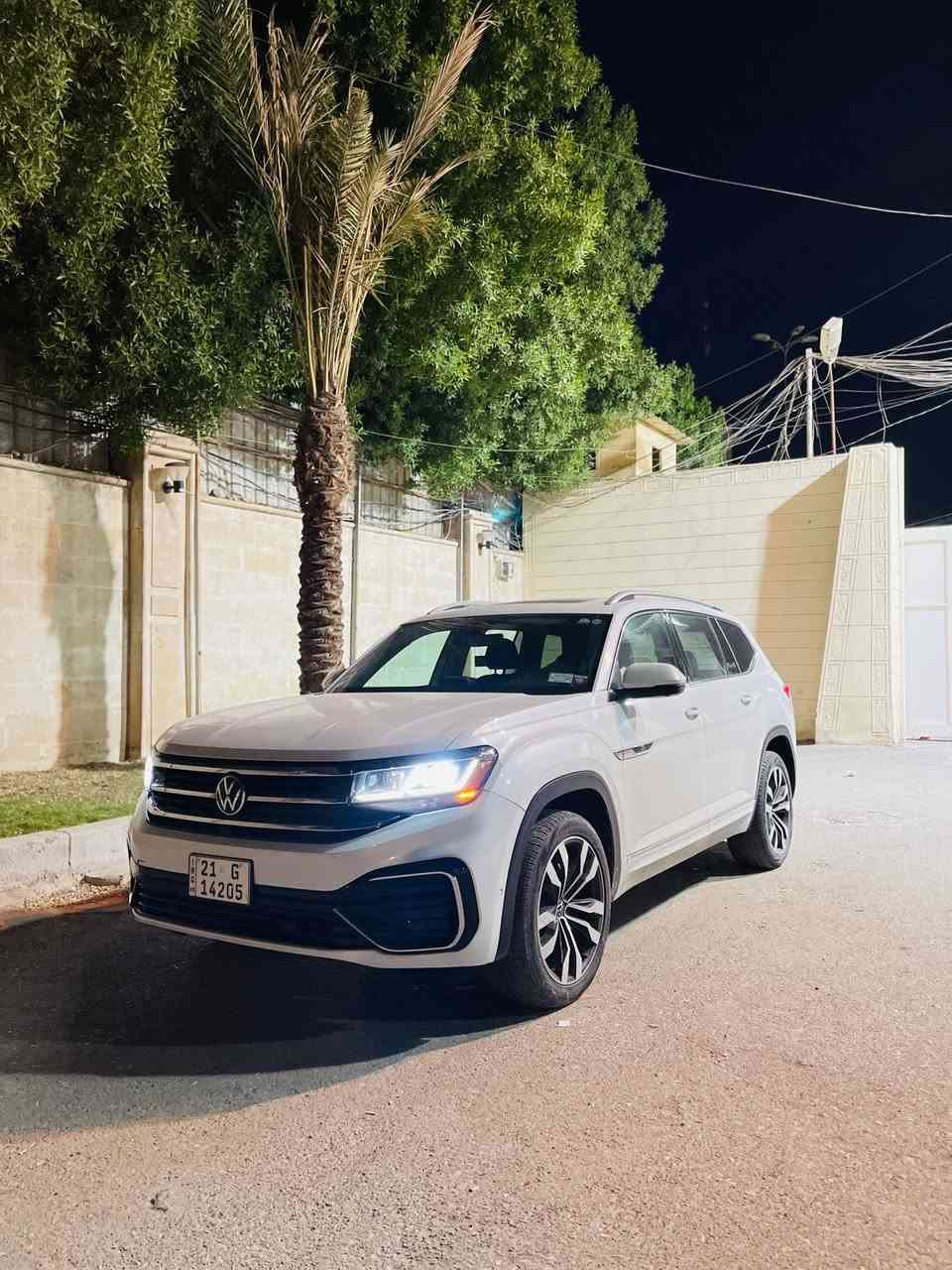 السلام عليكم
Volkswagen Atlas sel premium R/line 2022 V6 - 4montion

-اطلس سيل بريميوم ارلاين 

-فول فول مواصفات واحد علی واحد 5 كامرات 360 درجة    .

-ماشية 48 كم مو ميل

-لون ابيض  - فور ويل 

-بانوراما - 360 درجة كاميرا - داخل 

-رادار امامي خلفي مراية - نقطة عمياء 

-بصمة - تشغيل عن بعد - مراية شفط 

-كشن كهربائي و تدفئة و تبريد كشن خزن  حتى 

-كشنات خلفيه تدفئه تبريد  

-هاند بريك بصمة - (اوتوبارك )- صندوق شفط  

-حساسات امامية و خلفي و مراية 

  

-مرقم سليمانيه سنوية باسمي تحويل ثاني يوم

-السعر /31,500$


**إذا كنت صاحب هذا الإعلان وتريد حذفه لأي سبب، رجاءا أرسل رسالة إلى الدعم الفني**