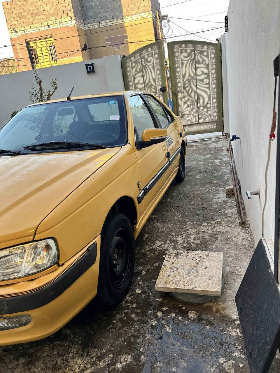 سلام عليكم بيجو بارص 2015 السياره كشرتها حلوه مكفوله من الضربه مكينتها بيها خيط تبخير رقم بغداد الجديد هزه جديده بسمي السياره السعر 45 وبيها مجال مكاني مدينة الصدر ما متواجد عل فيس ***********
