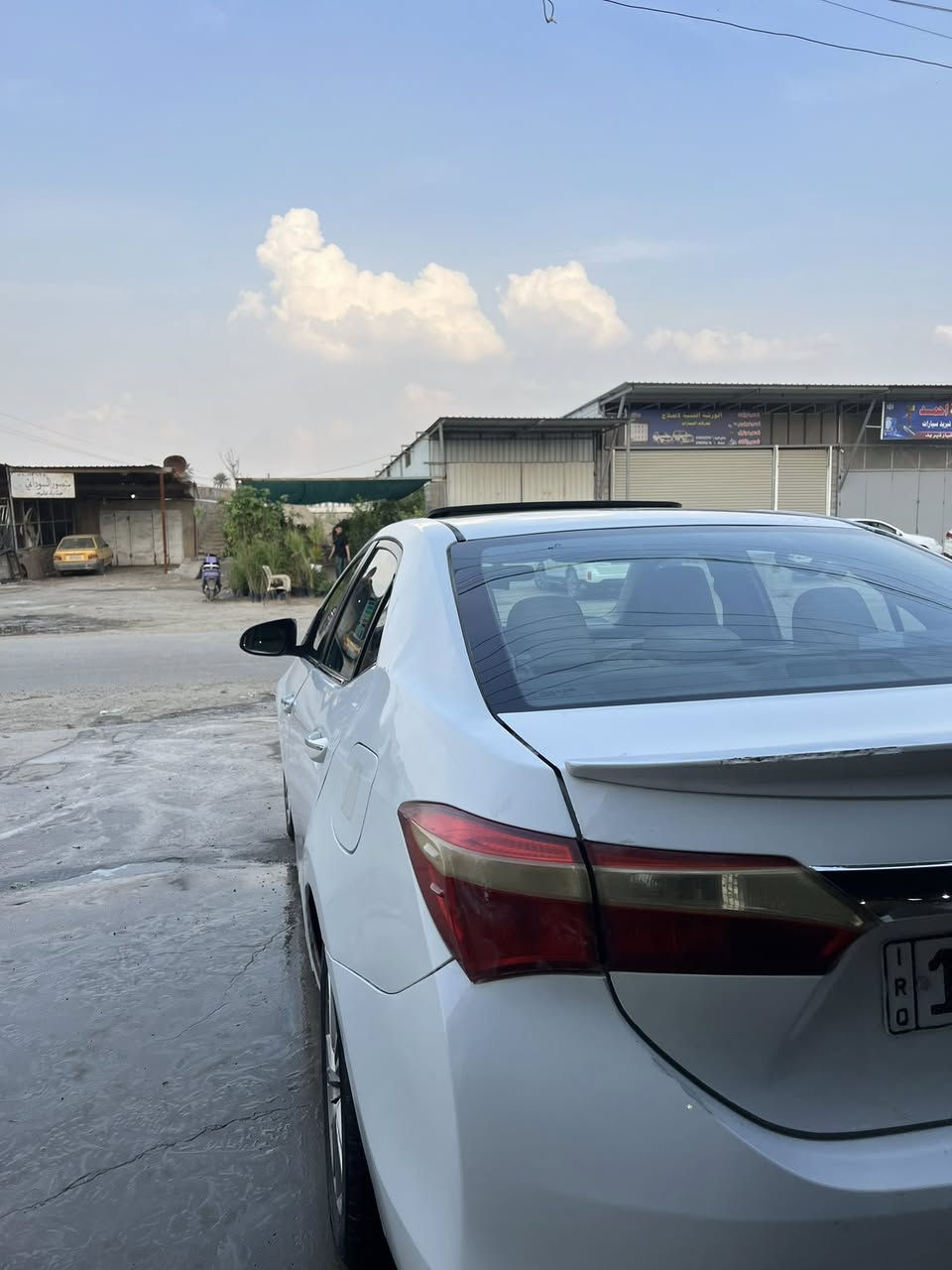 السلام عليكم للبيع أو مراوس كورلا 2015 خليجي فول مواصفات شركه ساز لون ابيض رقم بغداد الانكليزي بأسمي  كير محرك تدفئة تبريد مكفولات تبريد خير من الله محرك 2.0 السونار مرفق بل منشور 
السعر :110 وبيها مجال بسيط 
العنوان : بغداد المحمودية
رقم الهاتف :***********
رقم الهاتف :***********
اتصال أو واتساب
