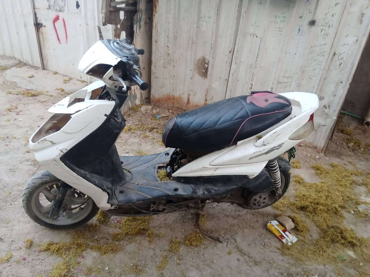 سلام عليكم 
درجة سكني فحل للبيع  سعر 175 وبيه مجال
درجة كوم حديد مكاني بغداد الطوبجي 
هاذا رقمي ***********بي واتساب
