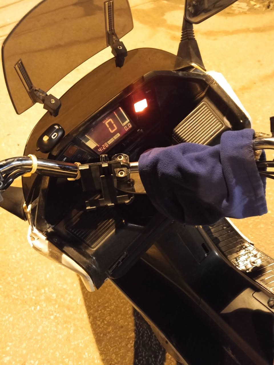 سلام عليكم حبايب ☘️رمضان كريم عليكم وعله امت محمد
حبايب ✈️فيوجن للبيع ✈️
الدراجه خير من الله 
مجفته تجفيت صحيح 
صوت خرسه معدل حلو 
بيها شويه ضربات  بلكفرات للمانه 

شاصي عدل موس  كهربايات علبلات 
 
📌 حبايب بيها بكاتبه ويا ابو المعرض 📌
حبايب الدراجه خير من الله 
تجي تفحص وجيك وبيك خير ودلل
🤍🤍سعر 650وبي مجال الكم حبايب 🤍🤍
واني خادم الكم حبايب مكان النجف مشخاب ☘️
هاذا رقمي ***********
