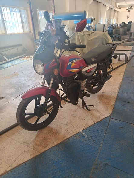 سلام عليكم للبيع بوكسر جاهزه من كلشي موديل ٢١ رقم بغداد دراجه خير من الله مكاني بلد سعر ١٦٠٠ وبيه مجال قليل ***********
