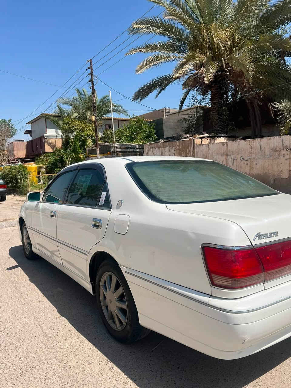 السلام عليكن للبيع مستعجل طك كارتون ملكه جنون 2002
كص جنطه. شغل بلاد مكينه وكير ديفور. جدد 
تبريد  ثلوج شرط وبيانو شغال وتدفئه  كذالك. 
اصل كرستال السياره. وجديده كلش  حداديه  تخبل نعومه زيرو
 كلشي بيها بلادي  شغال  سستم سماعات بلوتوث
وسنتر لوك بلاد شغال. تقفيل ذاتي  جام٤ اوتو
 بيها رقم وسنويه سليمانيه. شمالي اصليات لل٢٠٢٩علا رقم الشاصي شرط  دك حاسبه. سياره مال جناي جديده كلش بس متوازي عالبيع  مكاني بغداد اليوسفيه السعر ٣٣ قفل الشراي يتصل الميعرف بالمتوم لا يتصل ♥️
***********
