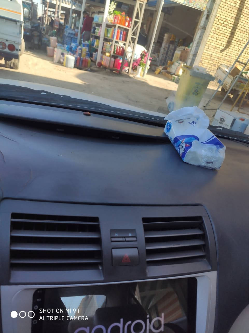 كامري امريكي 9 ، بيه صبغ كم قطعه ابيع حزام ، محرك و كير ، خير من الله
السعر 70 و بيه مجال ***********
