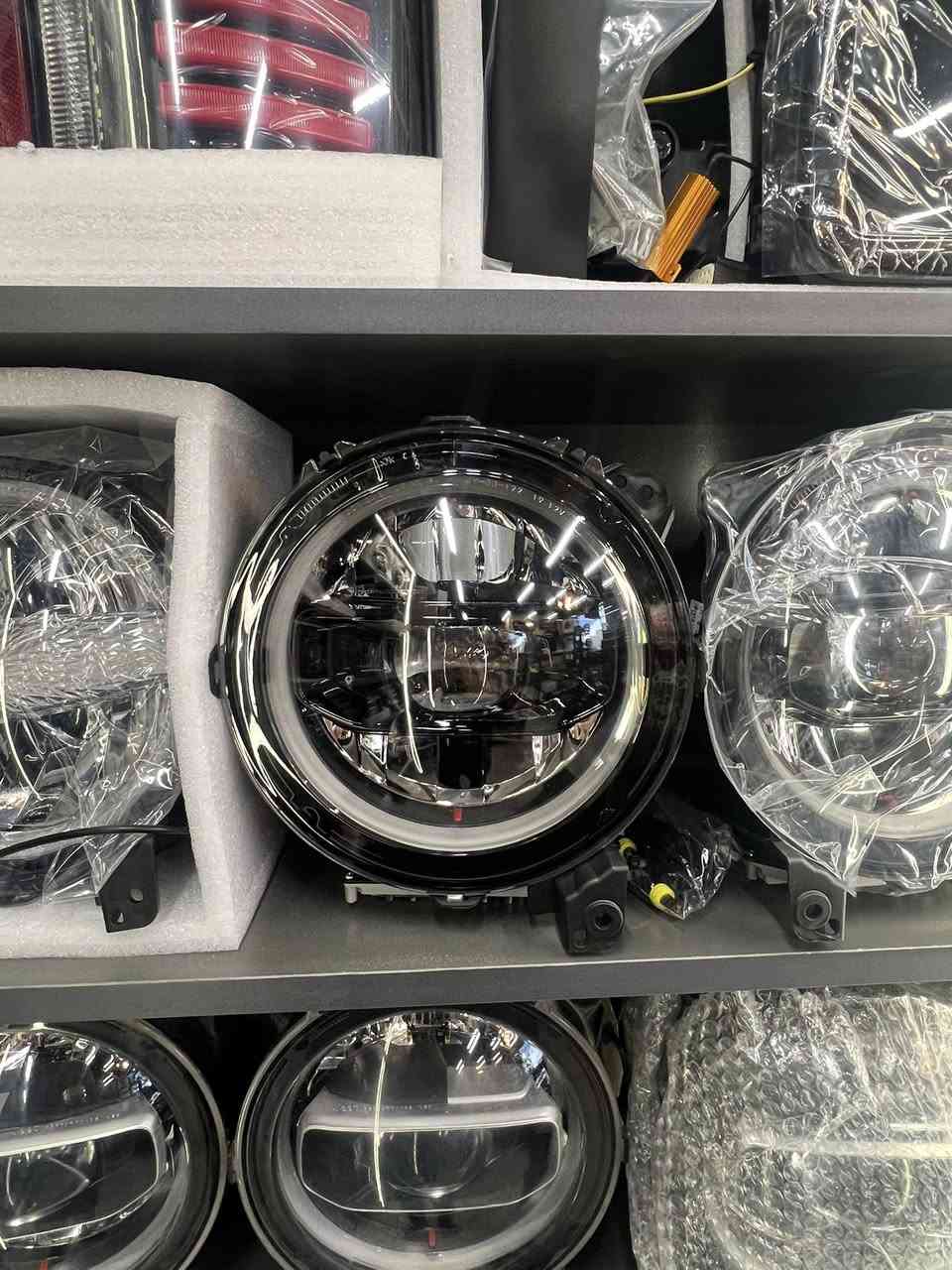 تم وصول وجبة جديدة لايتات و بكلايت جيب رانجلر و كلاديتر
JK & JL & JT
2007-2025
Off-road house 
***********
***********
