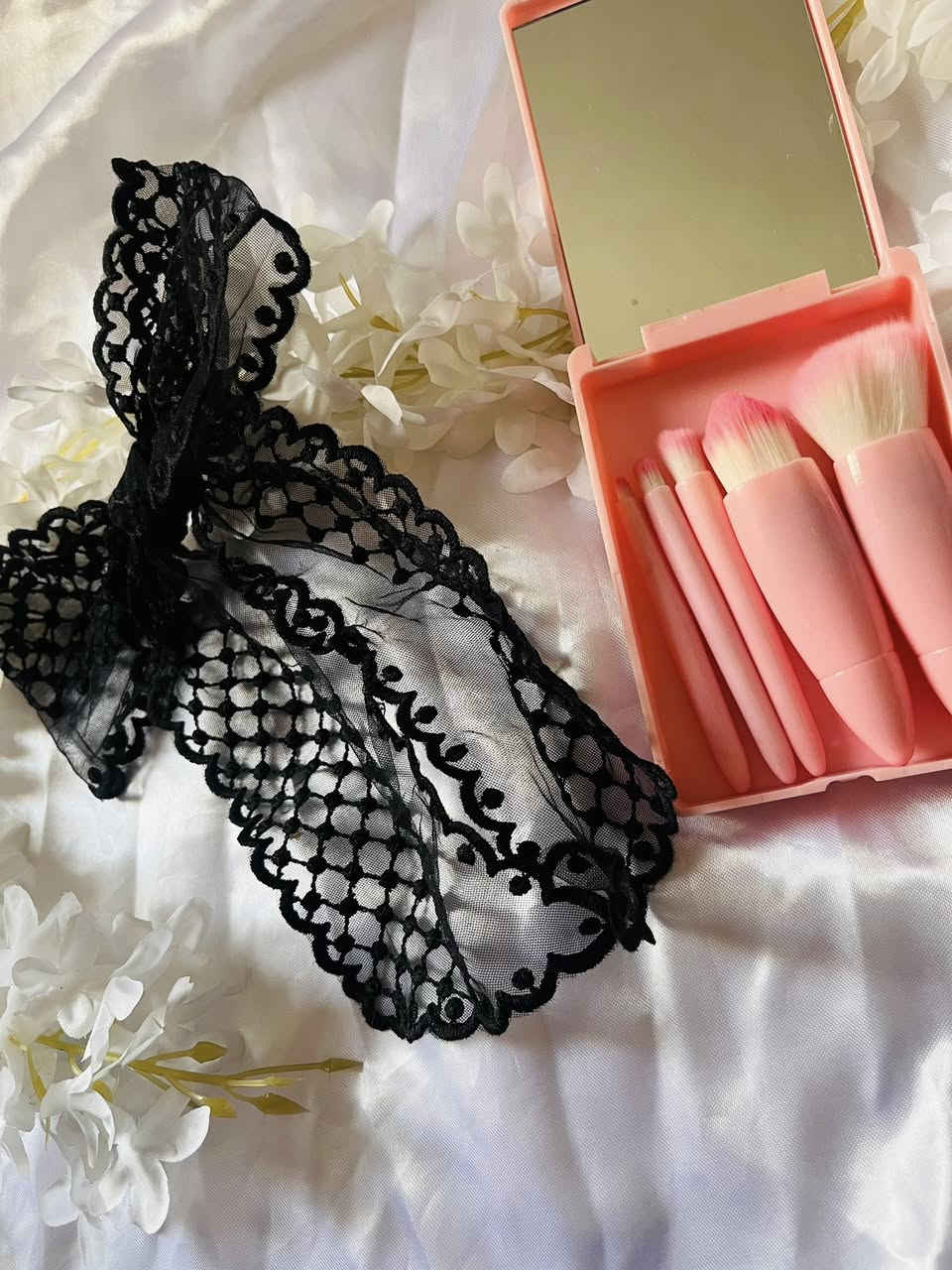 كل الي بالصور سعره ٢٥ الف مع هديه من اختيارنا


**إذا كنت صاحب هذا الإعلان وتريد حذفه لأي سبب، رجاءا أرسل رسالة إلى الدعم الفني**