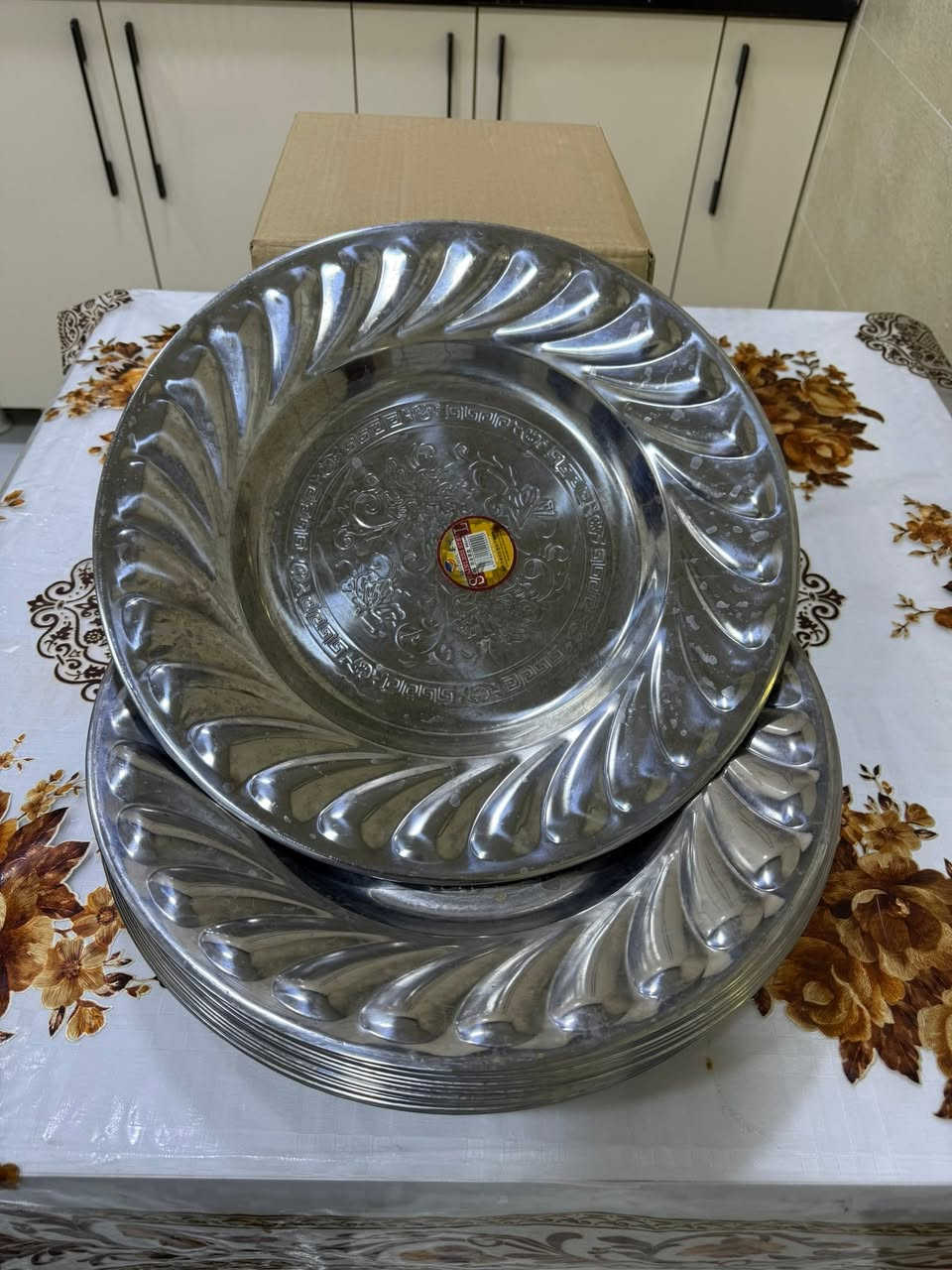 السلام عليكم
اغراض بيت للبيع بسعر مناسب

المكان البصرة الامن الداخلي
رقمي ***********
