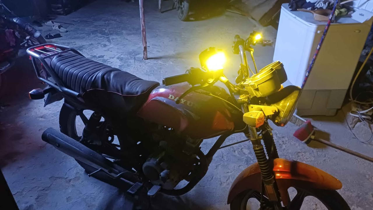 دراجة دايون موديل ٢٠١٧ شغالة كاملة بيهة دخان قليل ستوني مبدل الهة ولفات تايرات جدد عوزهة ترتيبات السعر ب٨٥٠ وبهة مجال بسيط كربلاء, العراق


**إذا كنت صاحب هذا الإعلان وتريد حذفه لأي سبب، رجاءا أرسل رسالة إلى الدعم الفني**