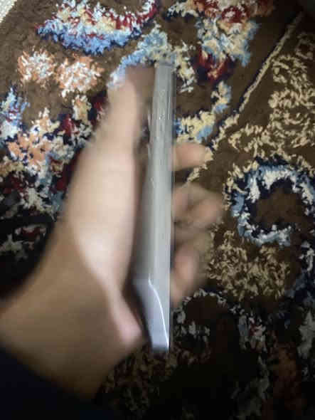 السلام عليكم ايفون 15 برو فقط بدون ملحقات نموذج M شرق اوسط بدون ملحقات ذاكره 256 المكان بغداد البنوك السعر 650 وبي مجال مبدل شاشه تفصيخ فول النضافه تجي تفحص جديد  اتصل او وتساب ***********
