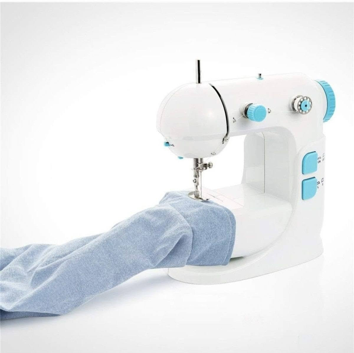 ماكينة الخياطة المحمولة
🧵 ماكينة الخياطة المحمولة Mini Sewing Machine

✨ ودّعي مشاكل التمزقات والتعديلات المكلفة، وامتلكي ماكينة خياطة عملية تساعدك على إنجاز أعمال الخياطة اليومية بسهولة وسرعة من منزلك. تصميم صغير وأنيق يجمع بين القوة وسهولة الاستخدام، لتصبح الخياطة متاحة للجميع حتى بدون خبرة سابقة.

---

🌟 المميزات

✅ حجم صغير وخفيف الوزن سهل الحمل والتخزين.

✅ مناسبة للمبتدئين والمحترفين.

✅ سرعتان للخياطة لتناسب مختلف أنواع الأعمال.

✅ توفر الوقت والجهد مقارنة بالخياطة اليدوية.

✅ مثالية لإصلاح الملابس الممزقة بسرعة.

✅ تساعد في تعديل الملابس وضبط المقاسات بسهولة.

✅ مناسبة لخياطة الستائر والمفروشات الخفيفة وأغطية الوسائد.

✅ تشغيل سهل بضغطة زر.

✅ استهلاك منخفض للطاقة.

✅ تصميم ثابت وآمن أثناء الاستخدام.

✅ لا تحتاج لمساحة كبيرة داخل المنزل.

✅ سهلة التنظيف والصيانة.

✅ هادئة أثناء التشغيل.

✅ توفر تكلفة الذهاب إلى الخياط في الإصلاحات البسيطة.

---

📦 محتويات العبوة

🔹 ماكينة الخياطة المحمولة
🔹 دواسة تشغيل
🔹 محول كهربائي
🔹 بكر خيط
🔹 إبرة خياطة
🔹 ملحقات أساسية للتشغيل

---

🎯 مناسبة لـ

✔ إصلاح الملابس الممزقة
✔ تضييق وتوسيع الملابس
✔ خياطة الستائر الخفيفة
✔ أعمال الخياطة المنزلية اليومية
✔ تعلم الخياطة للمبتدئين
✔ الاستخدام السريع في المنزل أو المكتب

---

💥 لماذا تختار هذه الماكينة؟

لأنها تجمع بين سهولة الاستخدام والحجم الصغير والسعر الاقتصادي، مما يجعلها الخيار المثالي لكل منزل. لن تحتاجي بعد اليوم للانتظار أو دفع مبالغ إضافية لإصلاح الملابس البسيطة.

Sf


**إذا كنت صاحب هذا الإعلان وتريد حذفه لأي سبب، رجاءا أرسل رسالة إلى الدعم الفني**
