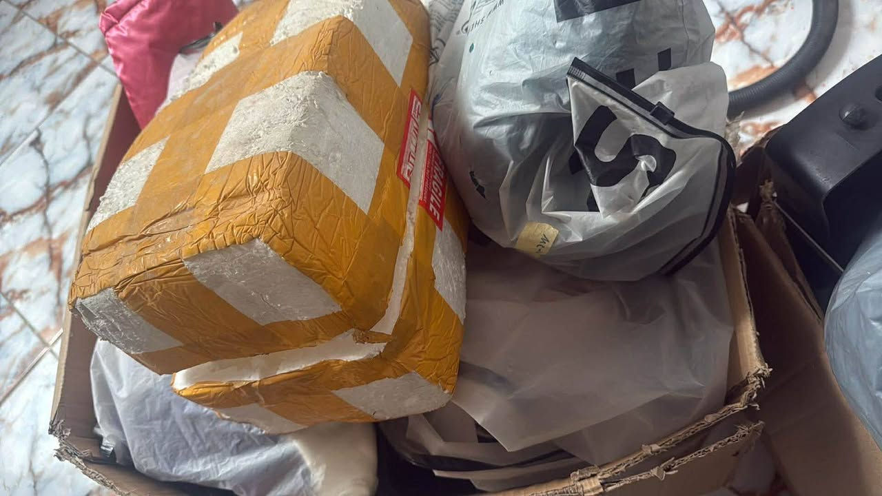 شلعة للبيع تفيد اهل البثوث


**إذا كنت صاحب هذا الإعلان وتريد حذفه لأي سبب، رجاءا أرسل رسالة إلى الدعم الفني**