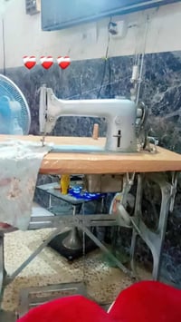 مكينة خياطة صناعية • تحتاج تصليح • مكان النيل