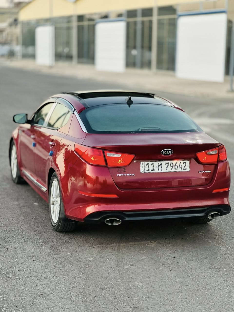 السلام عليكم اوبتيما 2015 فول 1/1vipمكينه 2.4قبل شهر شديته الوصل موجود لا دونز ولا ابد رقم بغداد انكليزي بسمي سنويه ل 2030حادثه حافه البنيد فقط مصبوغ بدون فتح السياره ليبل واحد تعتبر كلين بدون حادث كير ومكينه وحداديه وتبريد كله كفاله السياره معايزه برغير السعر 135 وبيه مجال قليل مكان السياره بابل الحله ورديه خارج للستفسارالاتصال على الرقم ***********
المواصفات 
1داخل بيجي 
2مري ترحيب 
3شفتات ستيرن 
4شاشه جبيره 
5كشنات كهرباء 
6خزن ميموري 
7تبريد فطعتين 
 8سلايد روف 
9كامره وحساسات 
10رادار امامي وجانبي 
11كروس 
12محاكا 
13تدفئه وتبريد كشنات وستيرن 
14بصمه ابواب +تشغيل +ترحيب 
15السياره كفاله من التبديل ولصبغ عده البنيد وين ميعجبك افحص وشكرا 🤍
