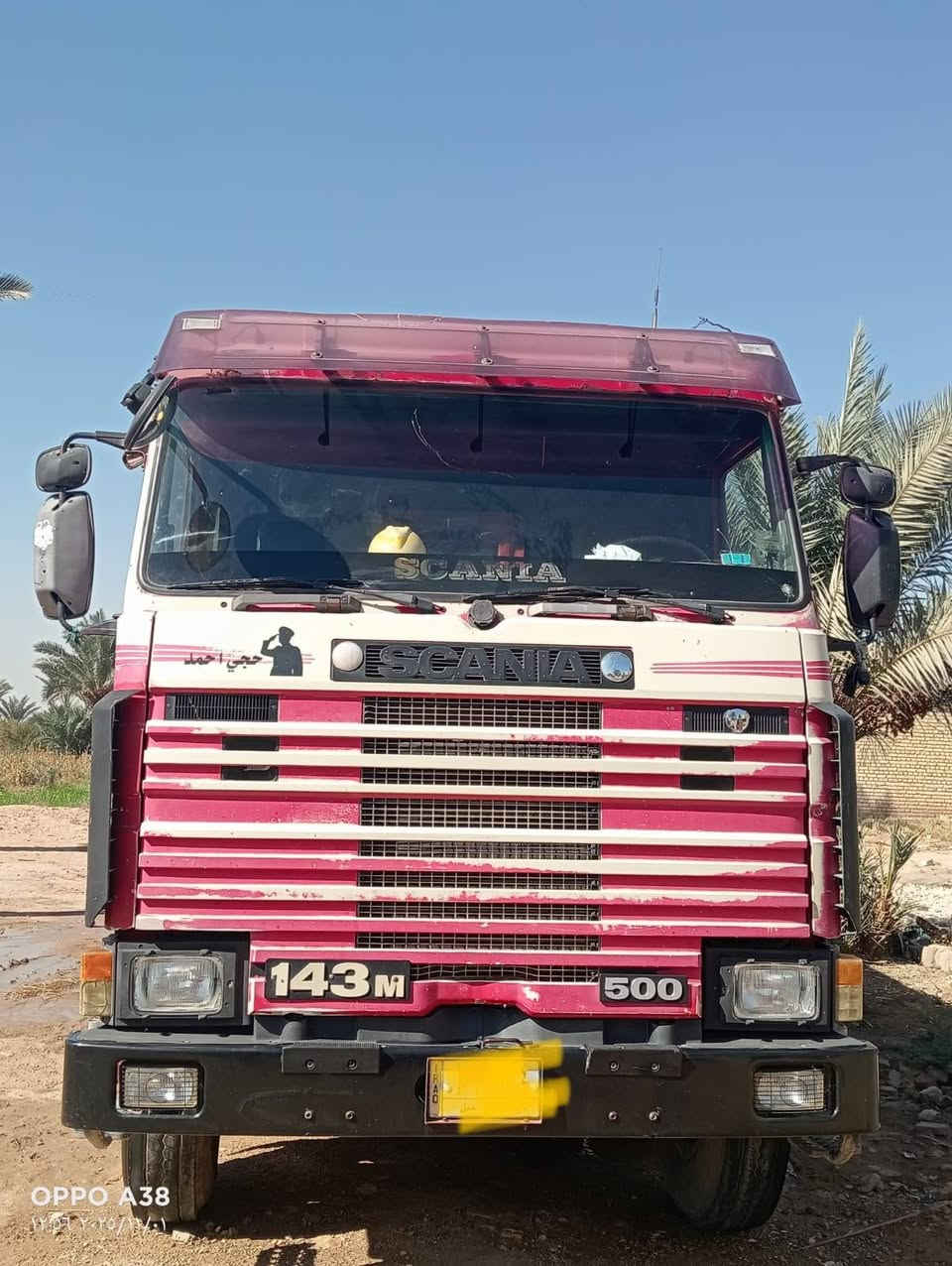 السلام عليكم للبيع سكانيا مديل 93 مكينه 143 كهربائي كير 900 مكفول كفاله عامه للاستفسار ***********/***********
