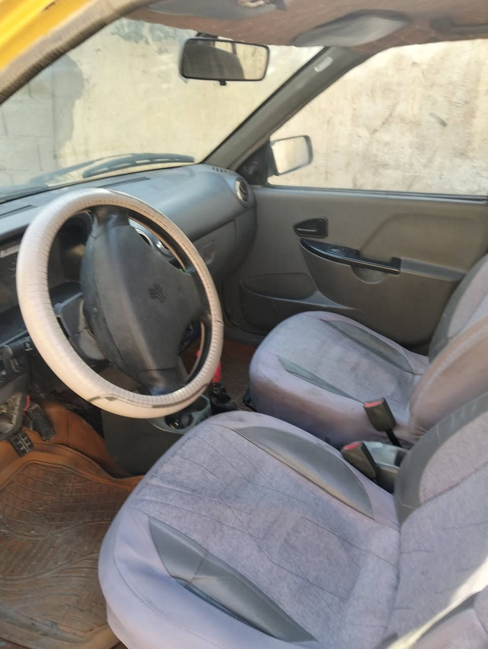 سلام عليكم ورحمة الله وبركاته عندي سايبه البيع موديل 2012، راعيها ماندله اتكفل من  عشائر من سرقه السعر 11 بيها مجال الطيبين قليل حك الجيه مايجبك اعبر المنشور رقمها بغداد احمر بدون تحويل كوم حديد سنويه كارتونيه صاقطه من 2017، *********** مكاني بغداد قرب علوه رشيد عوريج
