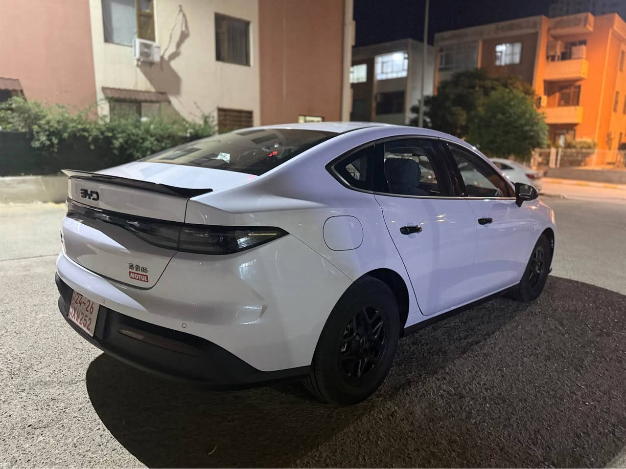 byd seal05
بۆیاخ تەنک بێ بۆیاخ بێسارد و شوخت
تەنها ٣ هەزار رۆشتوە
گاعی kqd باڵ و کامل جوانکاری بۆکراوە
رۆنی motul بۆ گۆراوە
یەک مانگ و نیو کاتی تیا ماوە
دەعامی بۆ دەعامی باڵە مێشولەی نیە
نرخی ١٢٥ گەلاو ماعامەلەیە کەم
***********
*********** السليمانية, العراق
