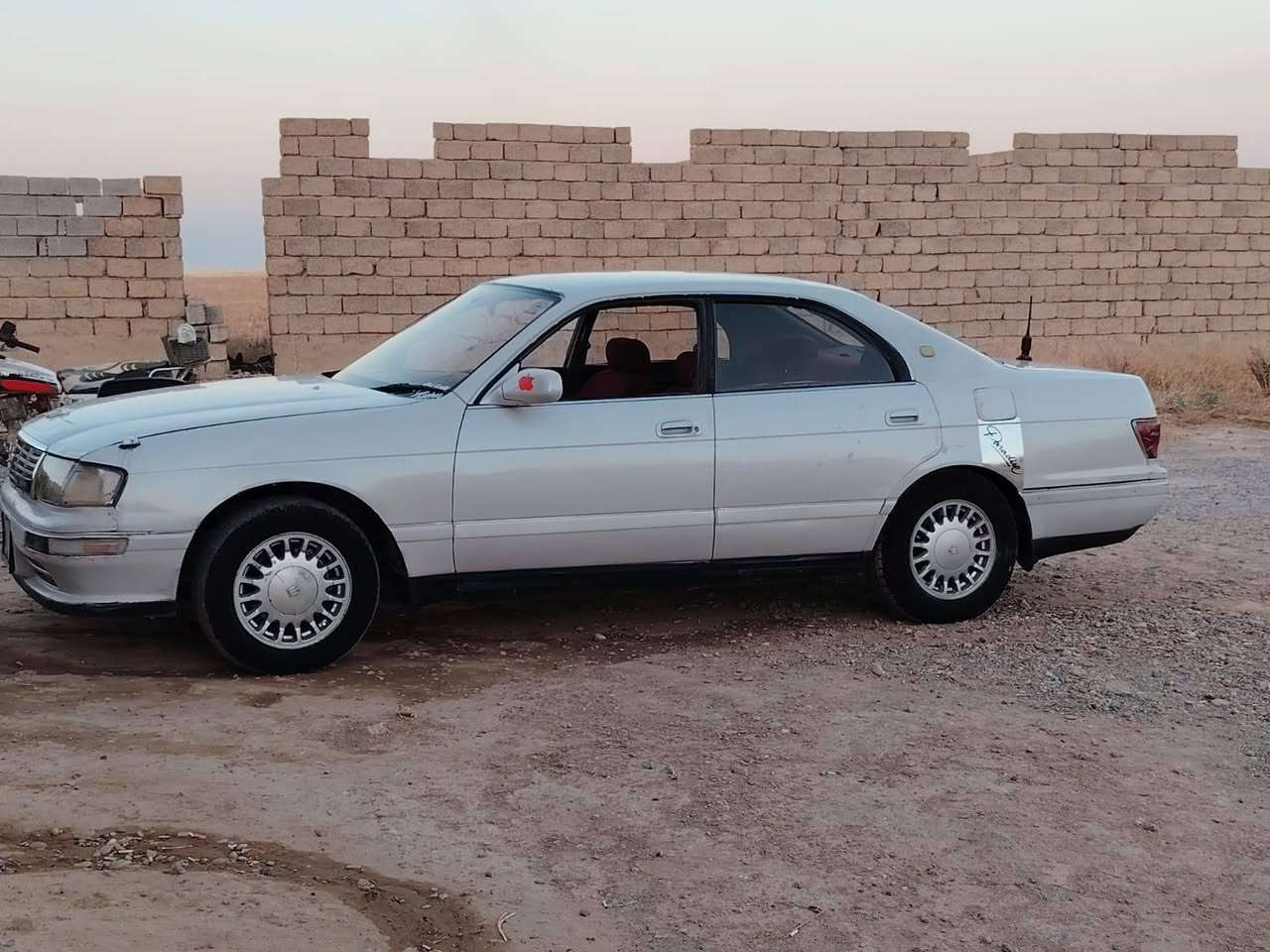 ألسلام عليكم
بطه أدوات مكصوص جنطه كير ومحرك شرط كهربايات كلهه شغاله  صدر نضيف باور شغال راديتر جديد  دواخلهه حلوه مايعوزهه برغي سياره حلوه مال جناي سعرهه 15 وبيهه مجال
 رقم ***********
المكان الشركاط ساحل الايسر
