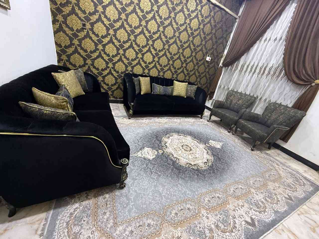 غراض بيت للبيع البصره الجمهورية شارع المكاتب ***********

