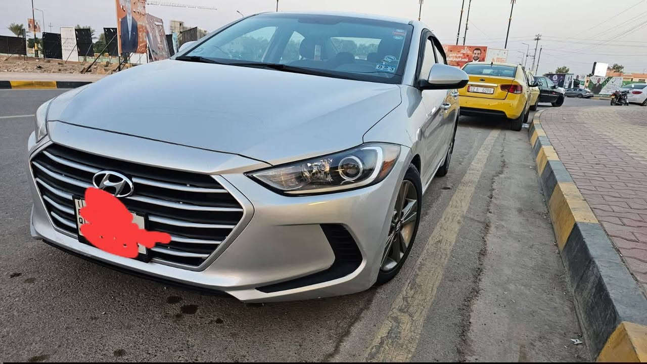 النترا 2018 نص فول
بدون داخل وبدون ايرباك سنوية جديد
محرك بي صوت راجس 
130 وبي مجال بسيط

***********
